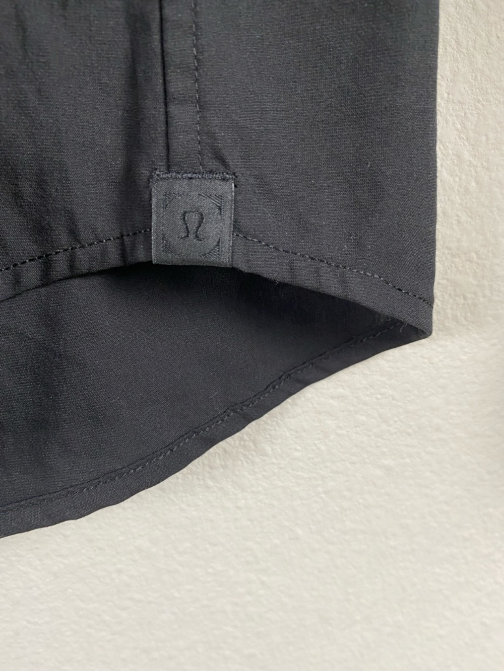 Lululemon Down To The Wire Long Sleeve Button Front Shirt | Slim Fit | Black - Picture 14 of 15